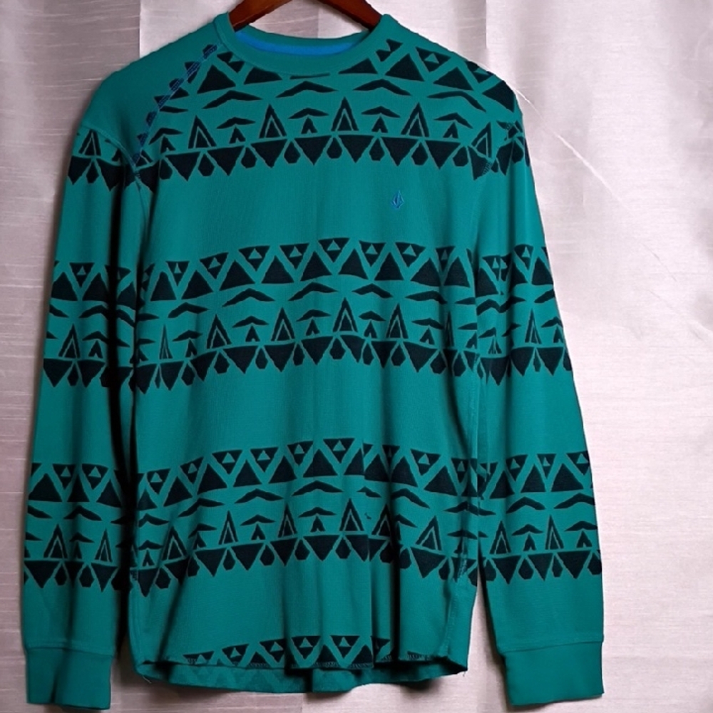 Volcom Teal‎ and Black Long Sleeve Shirt